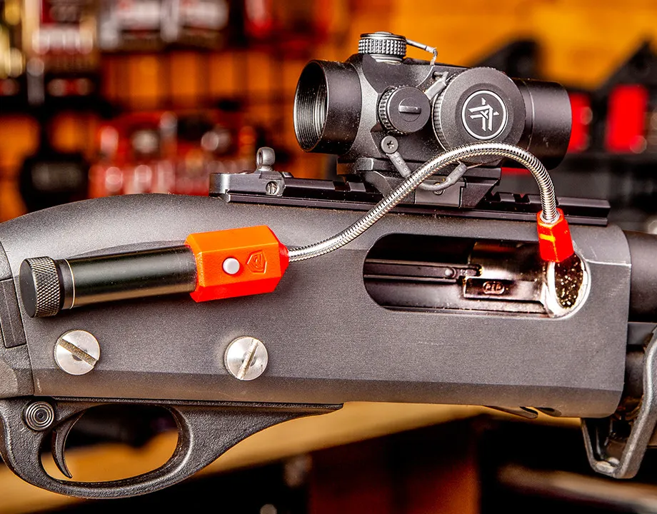 Real Avid Flexible Magnetic Lamp Real Avid Flexible Magnetic Lamp