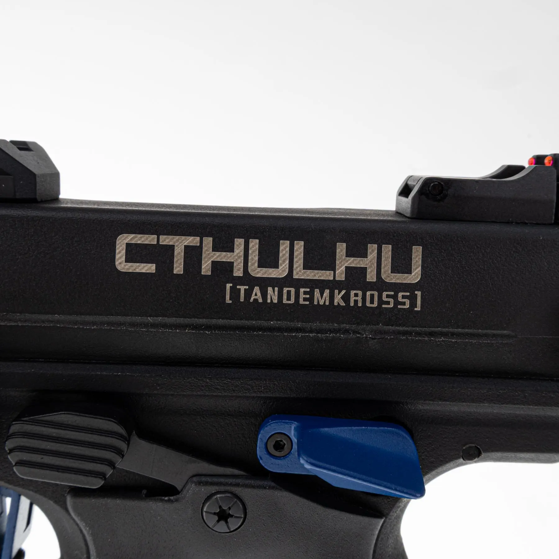 Lancer Tandemkross Cthulhu GBB Softair Pistole, Black/Blue