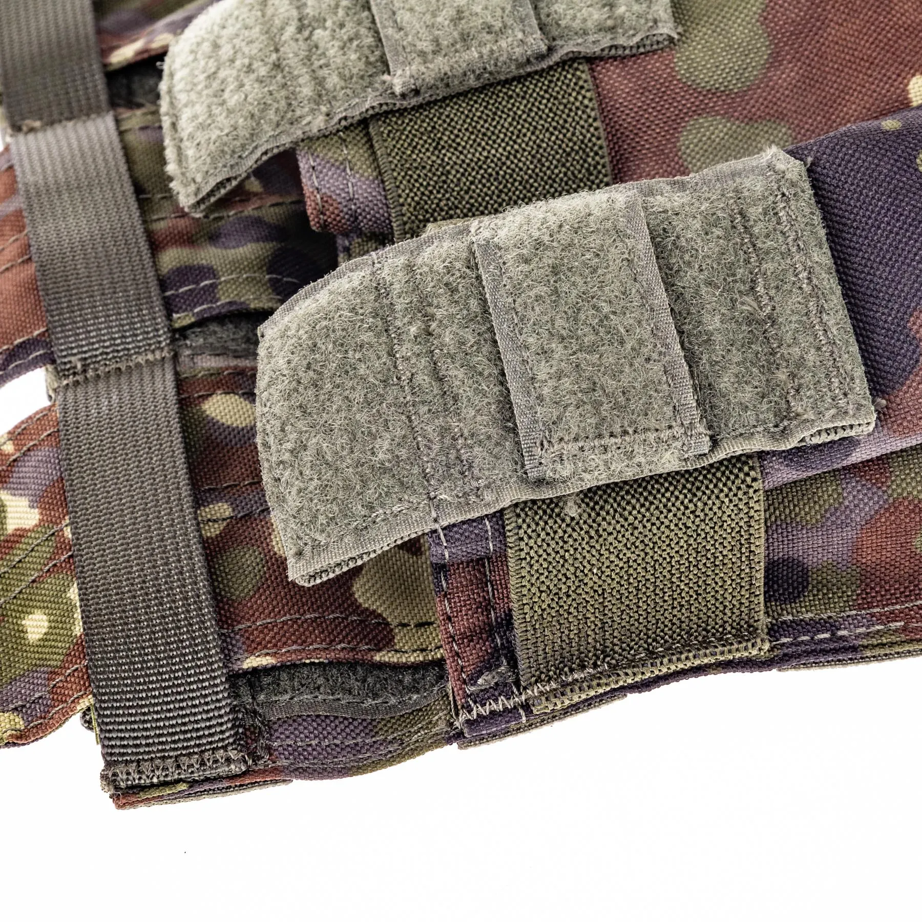 Shadow Triple AK/M4 Mag Pouch, Flecktarn Shadow Triple AK/M4 Mag Pouch, Flecktarn
