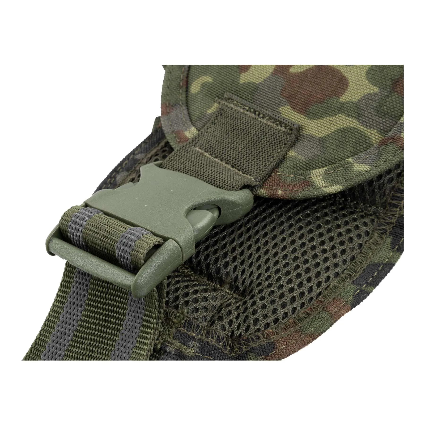 Invader Gear Dropleg Holster, Links, Flecktarn