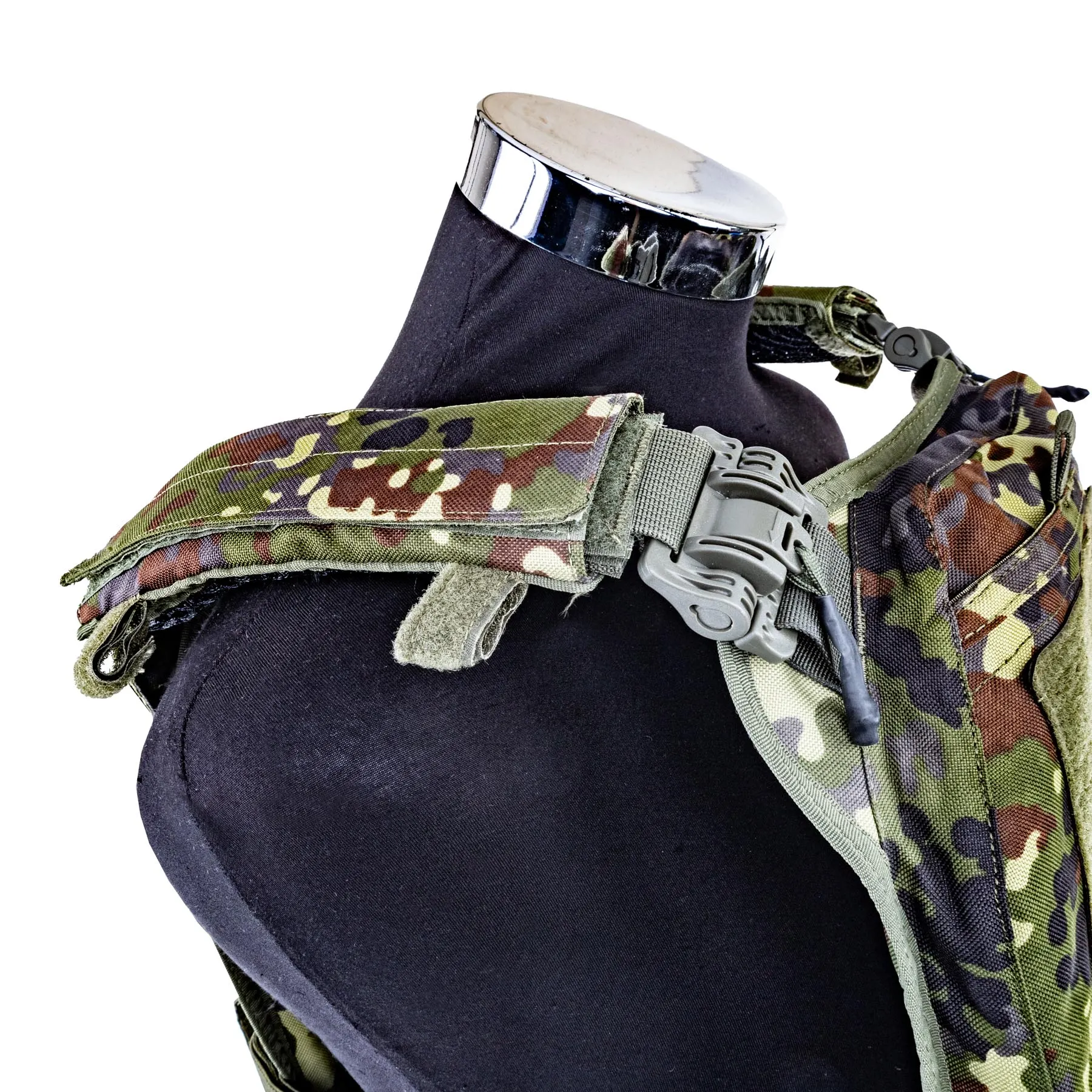 Shadow Plate Carrier Falcon QRB, Flecktarn