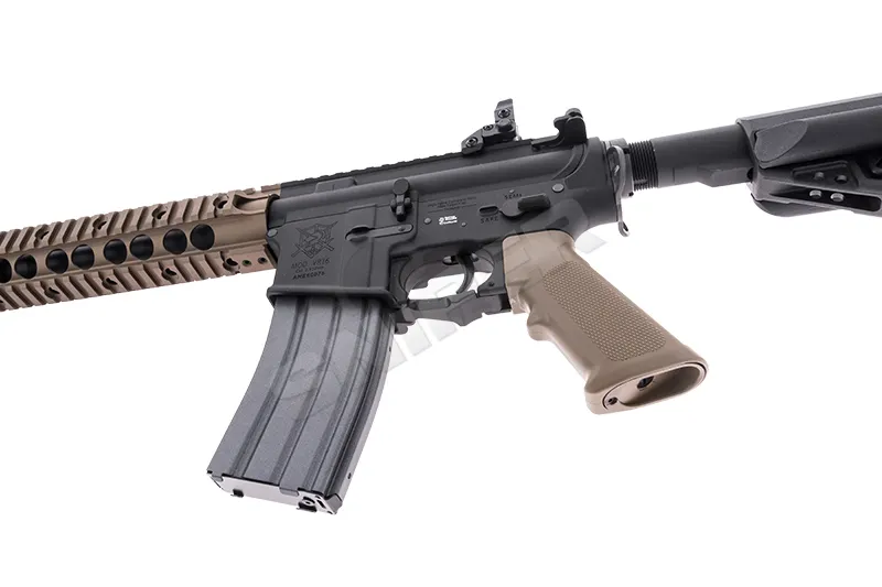 VR16 Fighter Carbine MK2, Tan