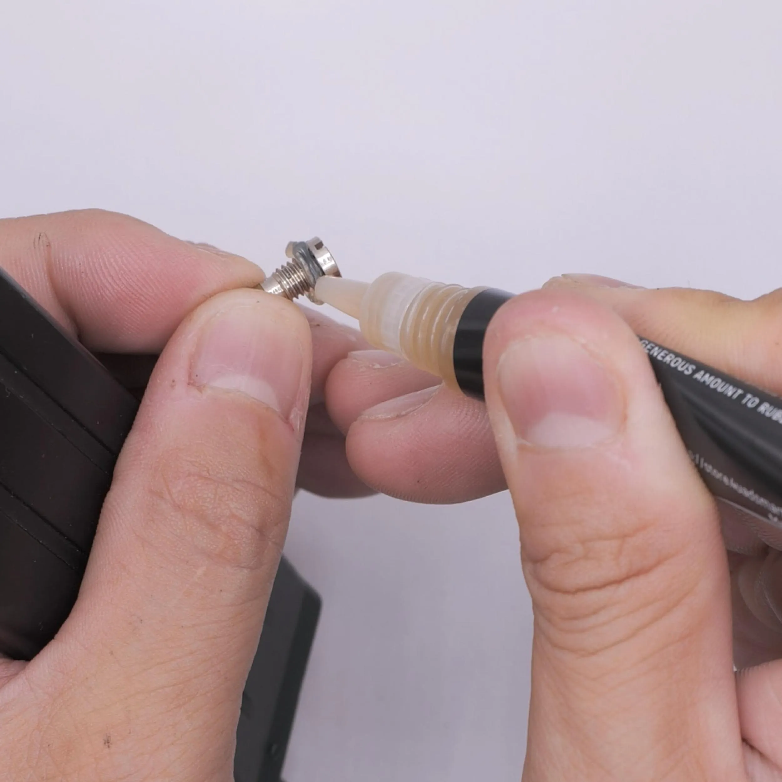 4Uantum High performance sealing grease pen, Brown 4Uantum High performance sealing grease pen, Brown