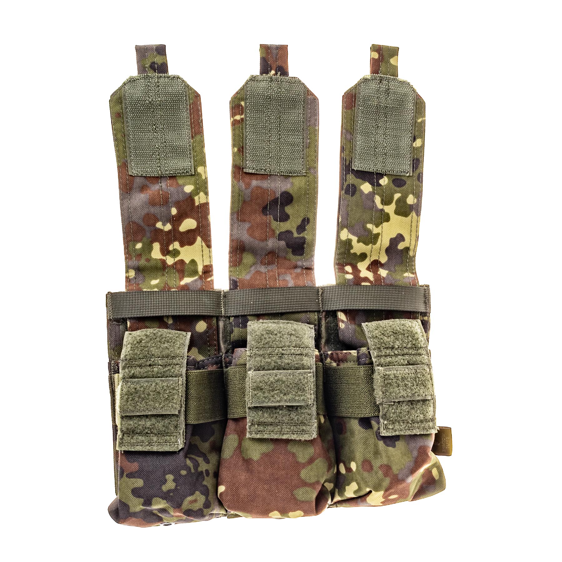 Shadow Triple AK/M4 Mag Pouch, Flecktarn