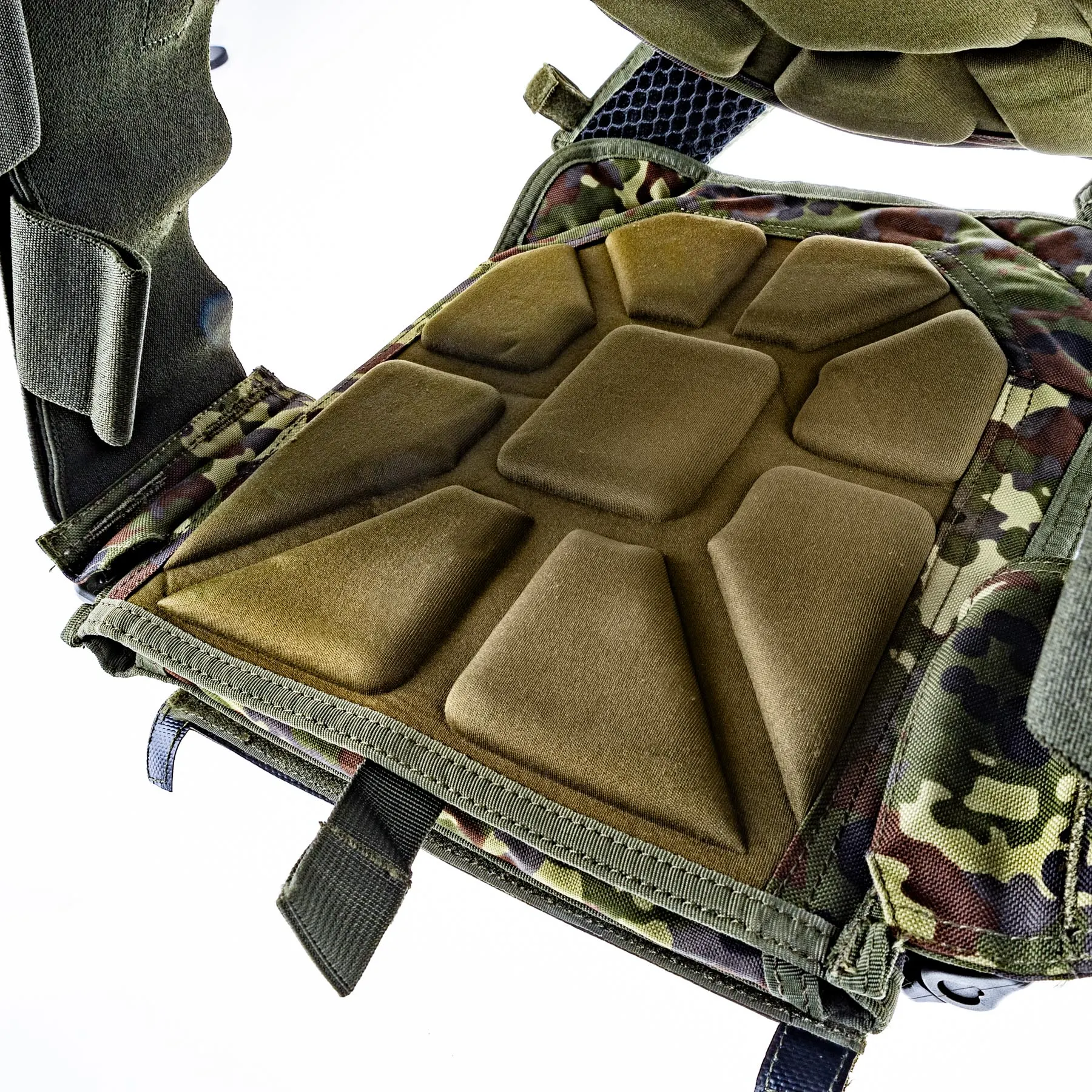 Shadow Plate Carrier Falcon QRB, Flecktarn Shadow Plate Carrier Falcon QRB, Flecktarn
