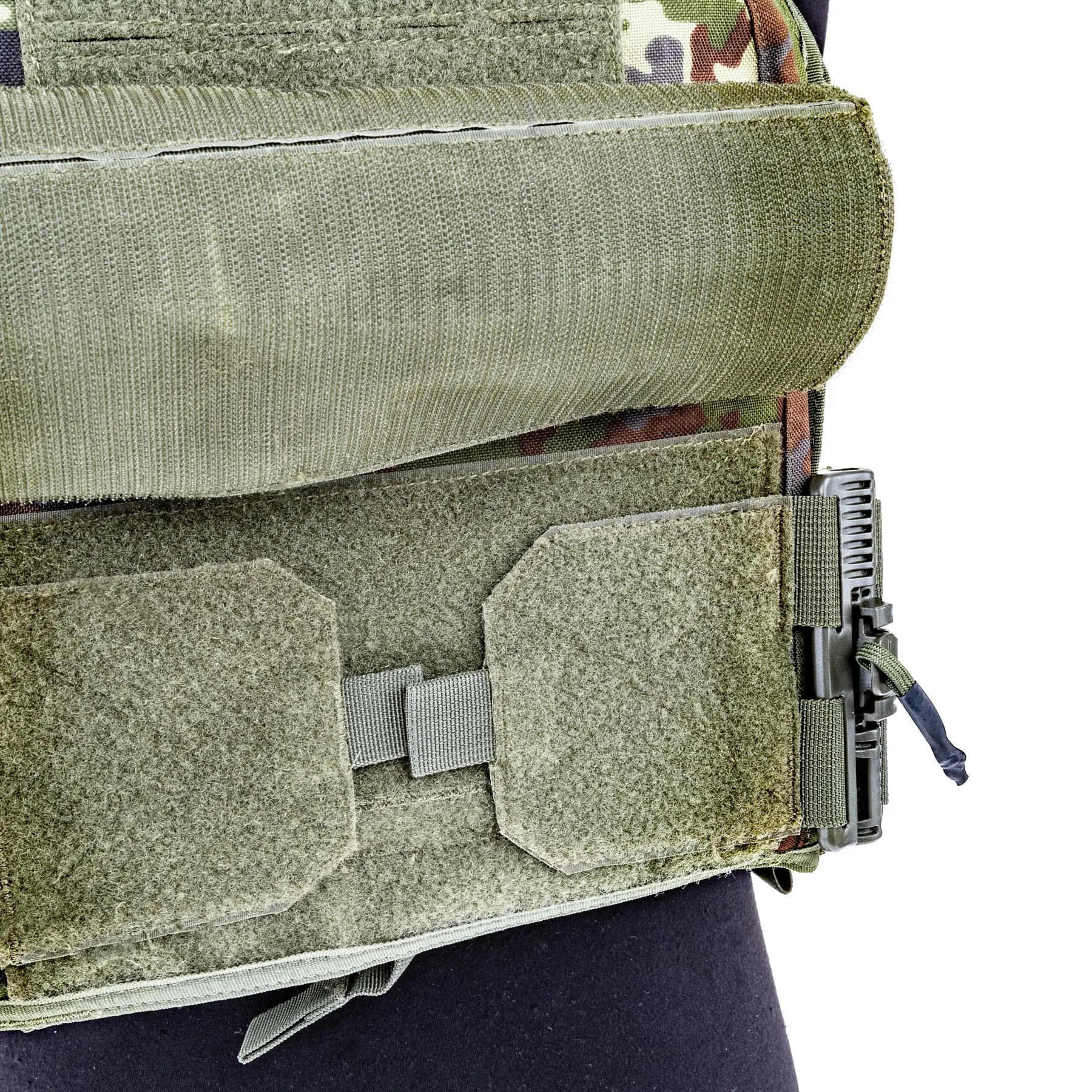 Shadow Plate Carrier Falcon QRB, Flecktarn