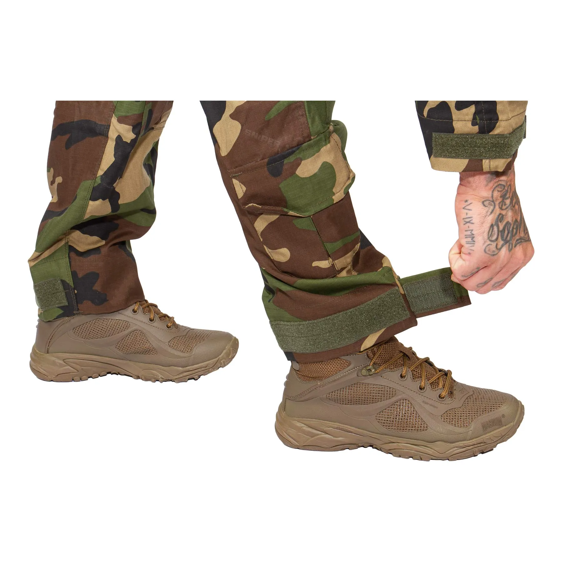 Delta Tactics Combat Uniform Set, Woodland Delta Tactics Combat Uniform Set, Woodland