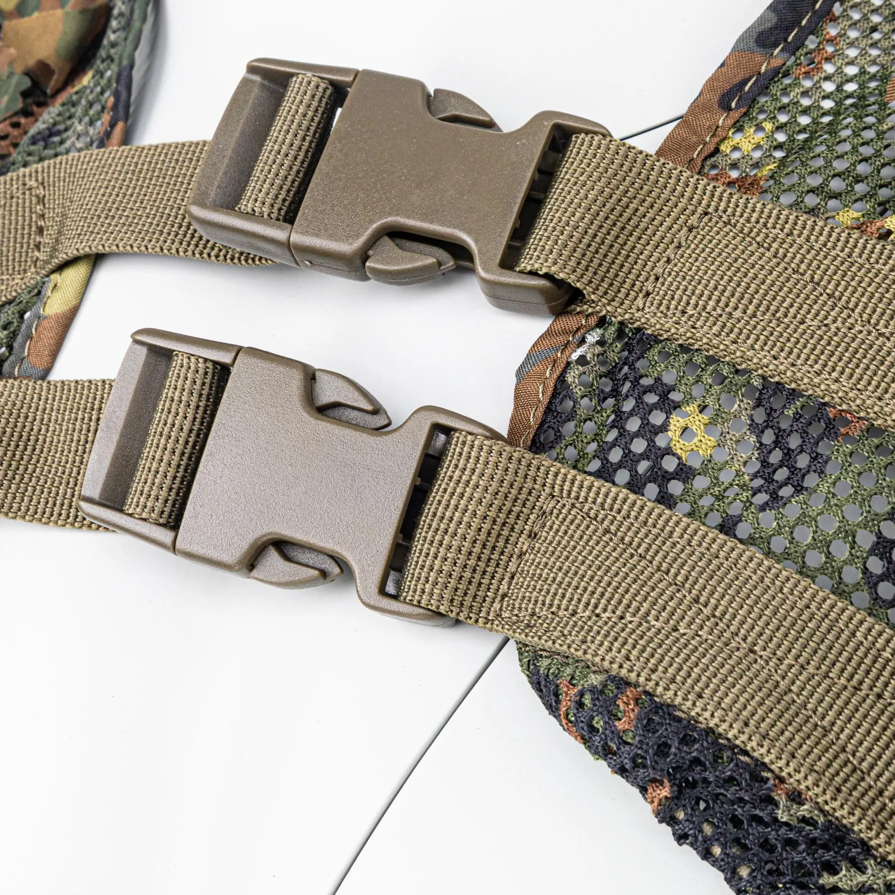 Novritsch 3D Ghillie Shoulder Piece, Flecktarn